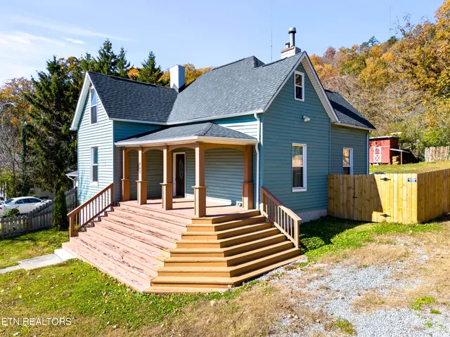 $329,950 | 467 Watauga Avenue, Knoxville, TN 37917