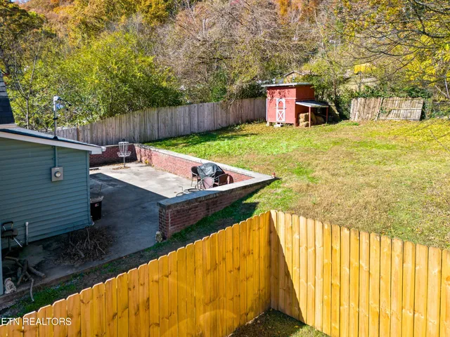 $329,950 | 467 Watauga Avenue, Knoxville, TN 37917