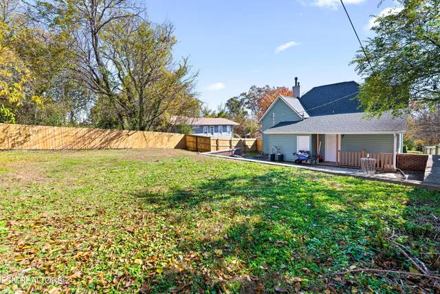 $329,950 | 467 Watauga Avenue, Knoxville, TN 37917