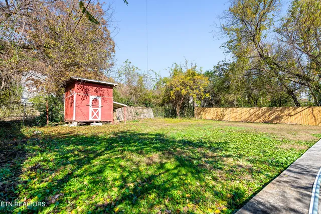 $329,950 | 467 Watauga Avenue, Knoxville, TN 37917