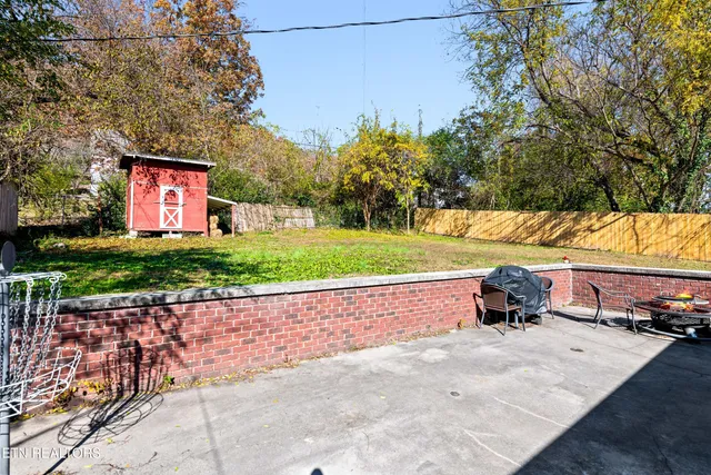 $329,950 | 467 Watauga Avenue, Knoxville, TN 37917