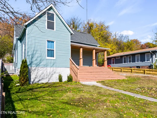 $329,950 | 467 Watauga Avenue, Knoxville, TN 37917