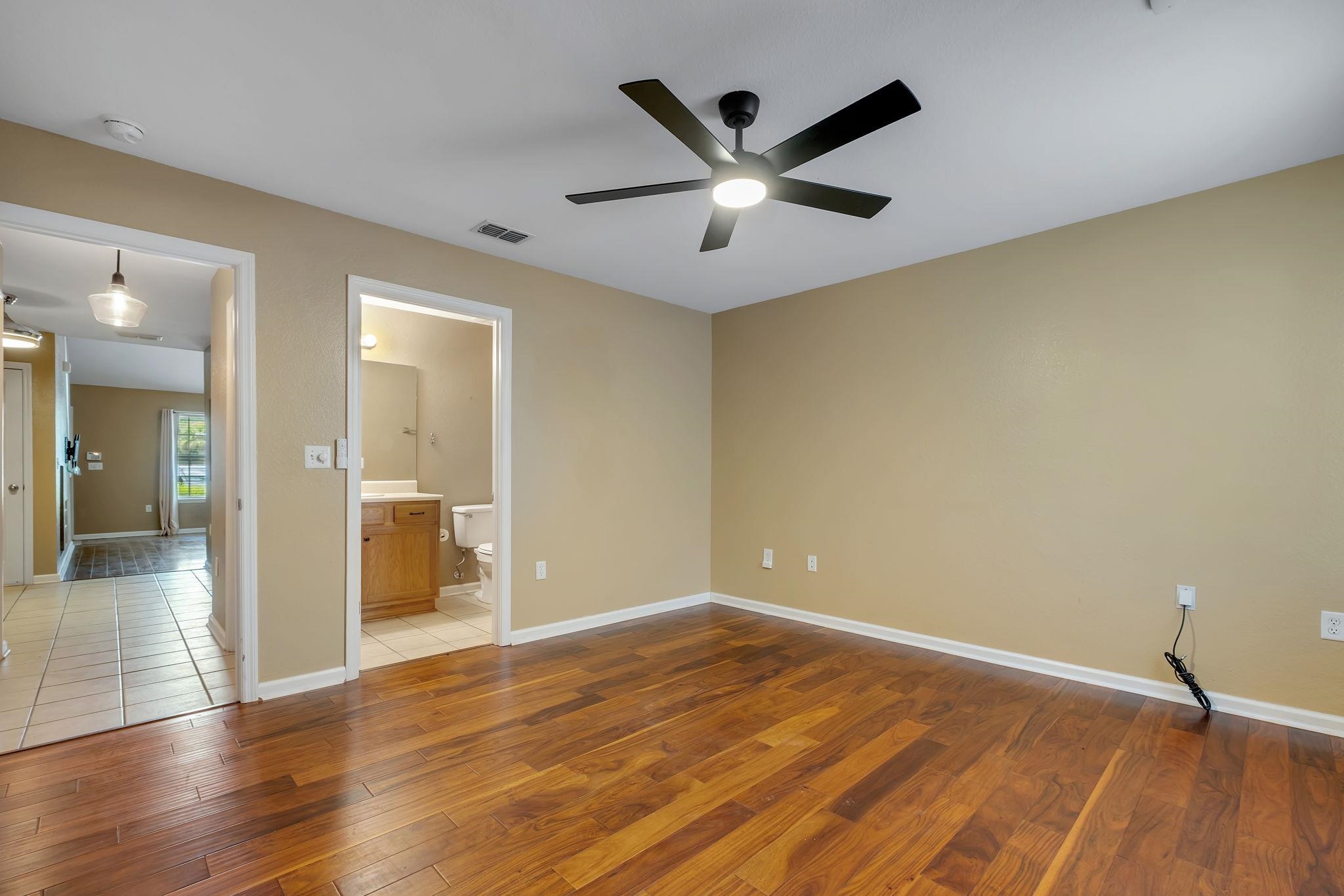 4434 Gearhart Road, Unit 5301 Tallahassee, FL 32303 - Photo 16 of 37