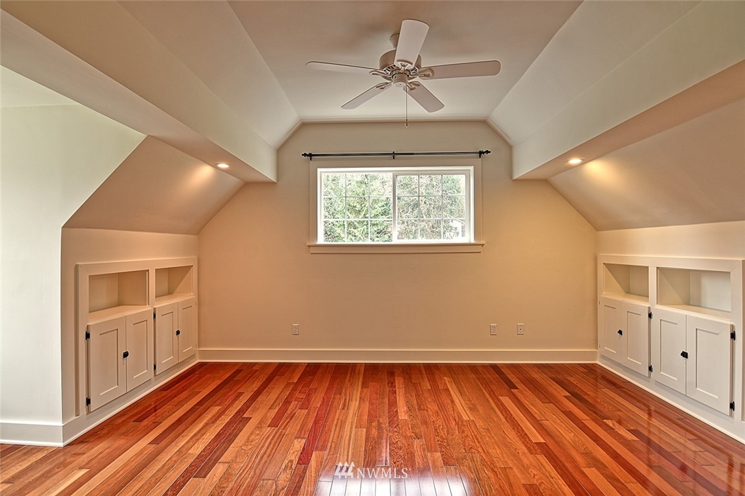 5918 Robe Menzel Road Snohomish, WA 98290 - Photo 26 of 40 wooden floor in an empty room with a window