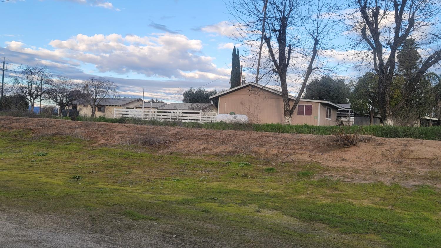 21303 Manning Avenue Reedley, CA 93654 - Photo 4 of 18 Gallery Image 4