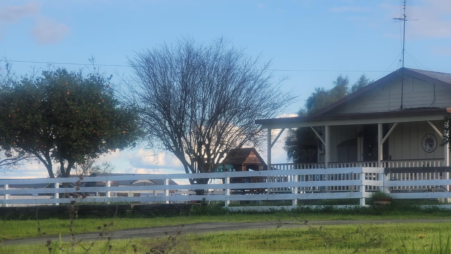 21303 Manning Avenue Reedley, CA 93654 - Photo 8 of 18 Gallery Image 8