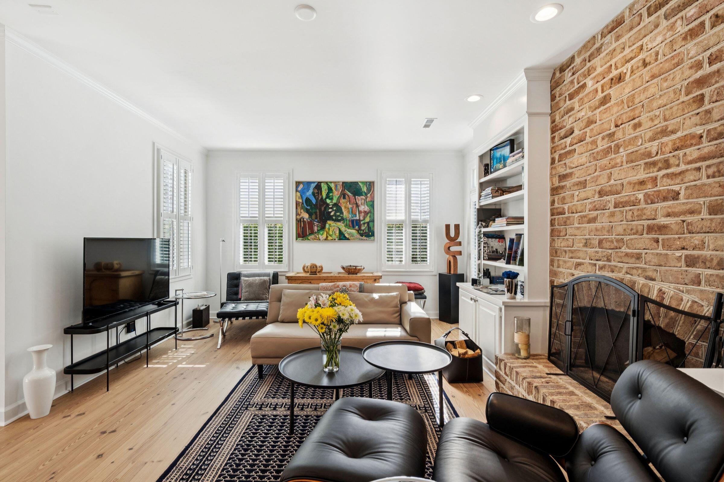 15 Elizabeth Street Charleston, SC 29403 - Photo 14 of 39 Main Living