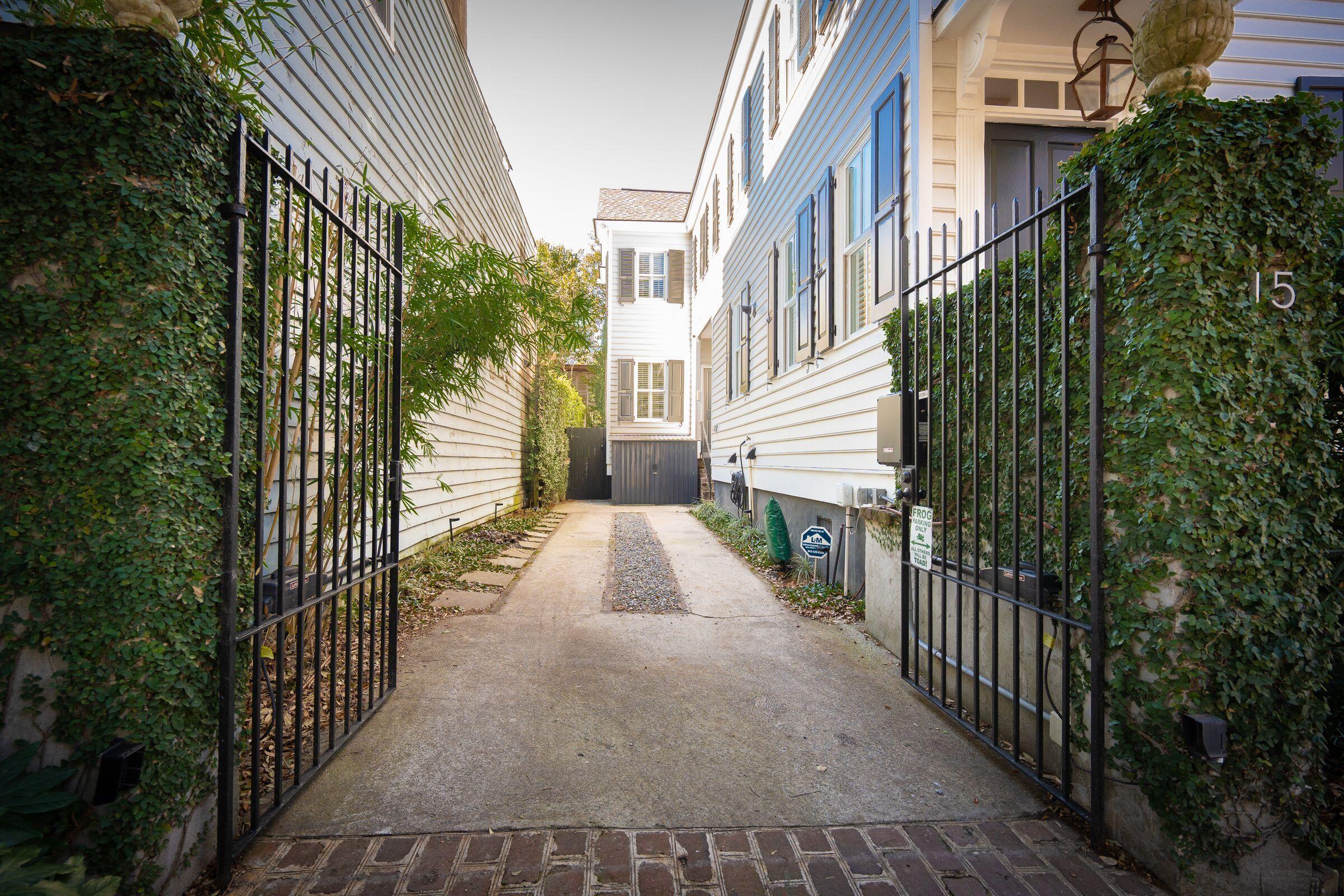 15 Elizabeth Street Charleston, SC 29403 - Photo 35 of 39 2 Car Parking