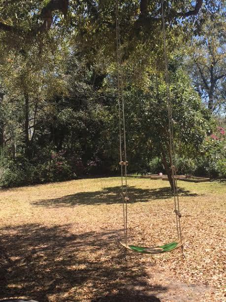 2127 Wappoo Hall Road Charleston, SC 29412 - Photo 7 of 21 2127 backyard2