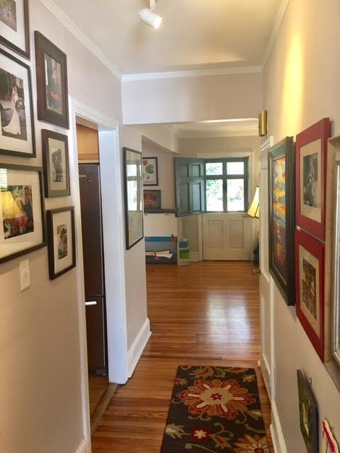 2127 Wappoo Hall Road Charleston, SC 29412 - Photo 8 of 21 2127 hallway to living