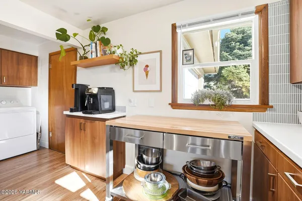 $315,000 | 806 North 24th Avenue, Yakima, WA 98902