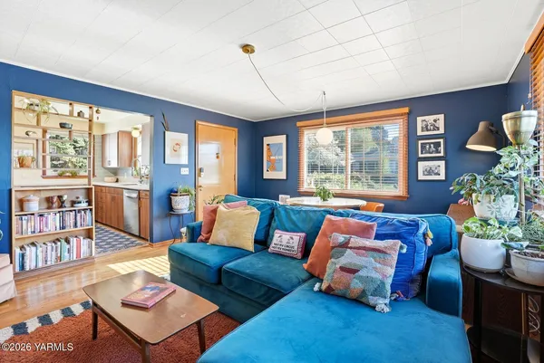 $315,000 | 806 North 24th Avenue, Yakima, WA 98902