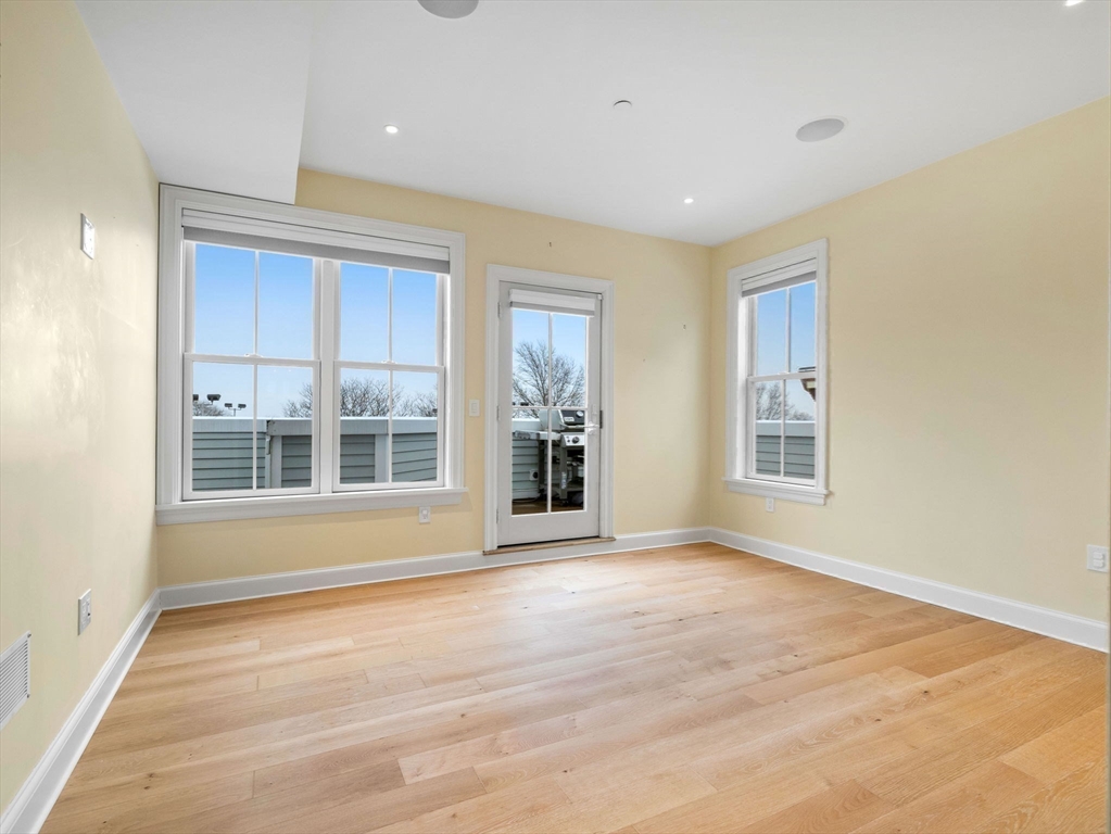 37 Farragut Road, Unit PH8 Boston, MA 02127 - Photo 20 of 38 Gallery Image 20