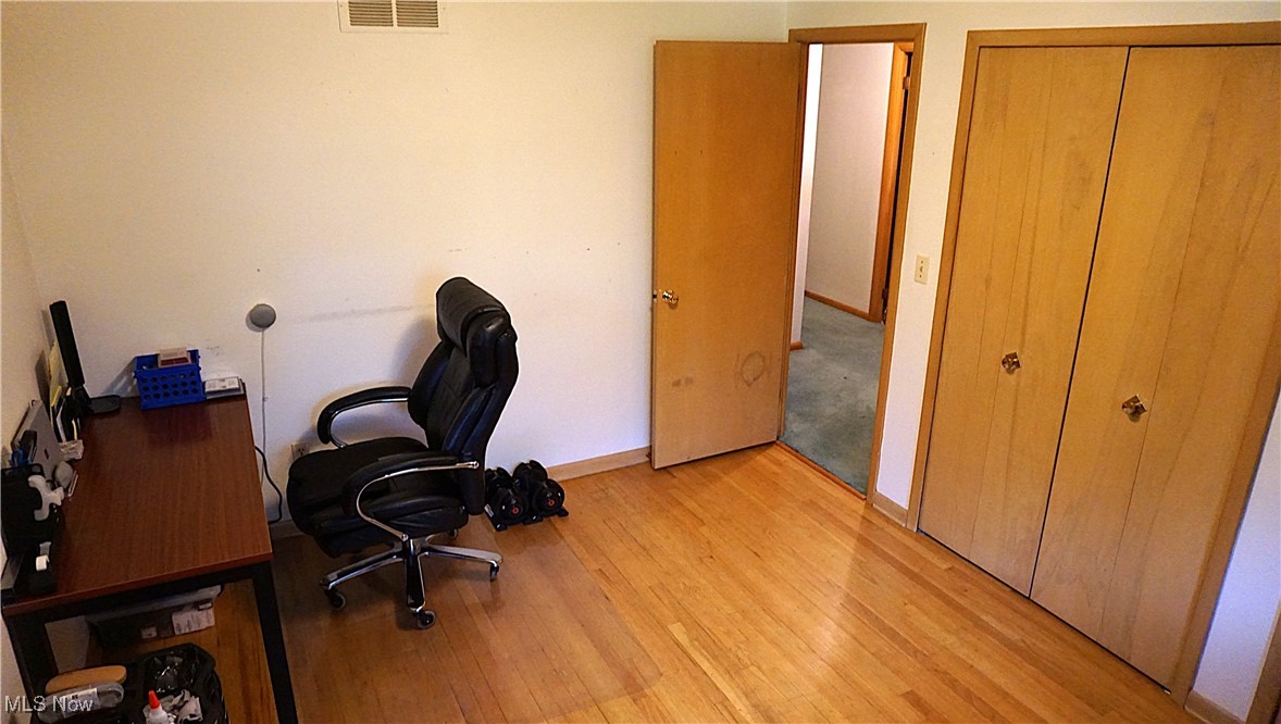 2100 West Pleasant Valley Road Cleveland, OH 44134 - Photo 21 of 30 Office space featuring light wood-type flooring and baseboards