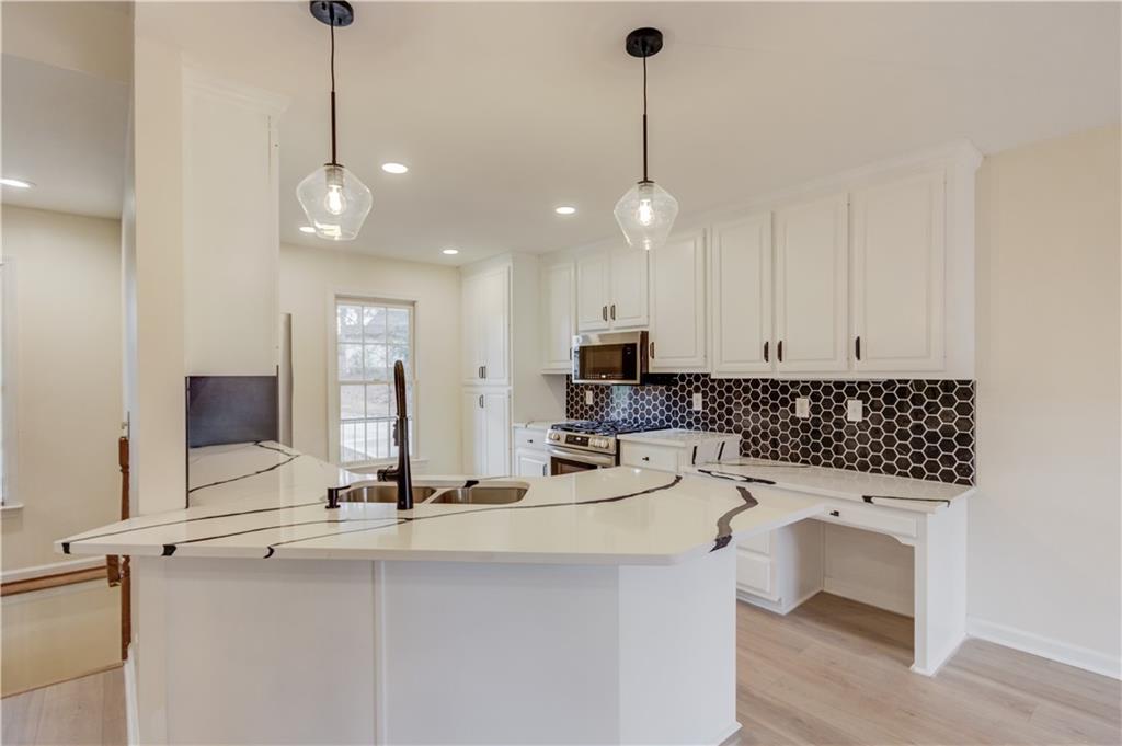 4900 Flat Creek Road Oakwood, GA 30566 - Photo 12 of 32