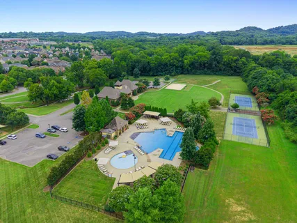 $879,999 | 2801 Americus Drive, Thompson's Station, TN 37179