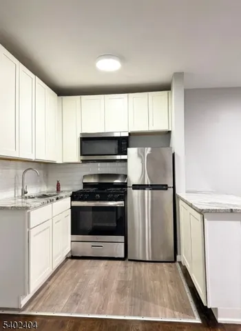 $1,825 | 1640 Irving Street, Unit 11, Rahway, NJ 07065