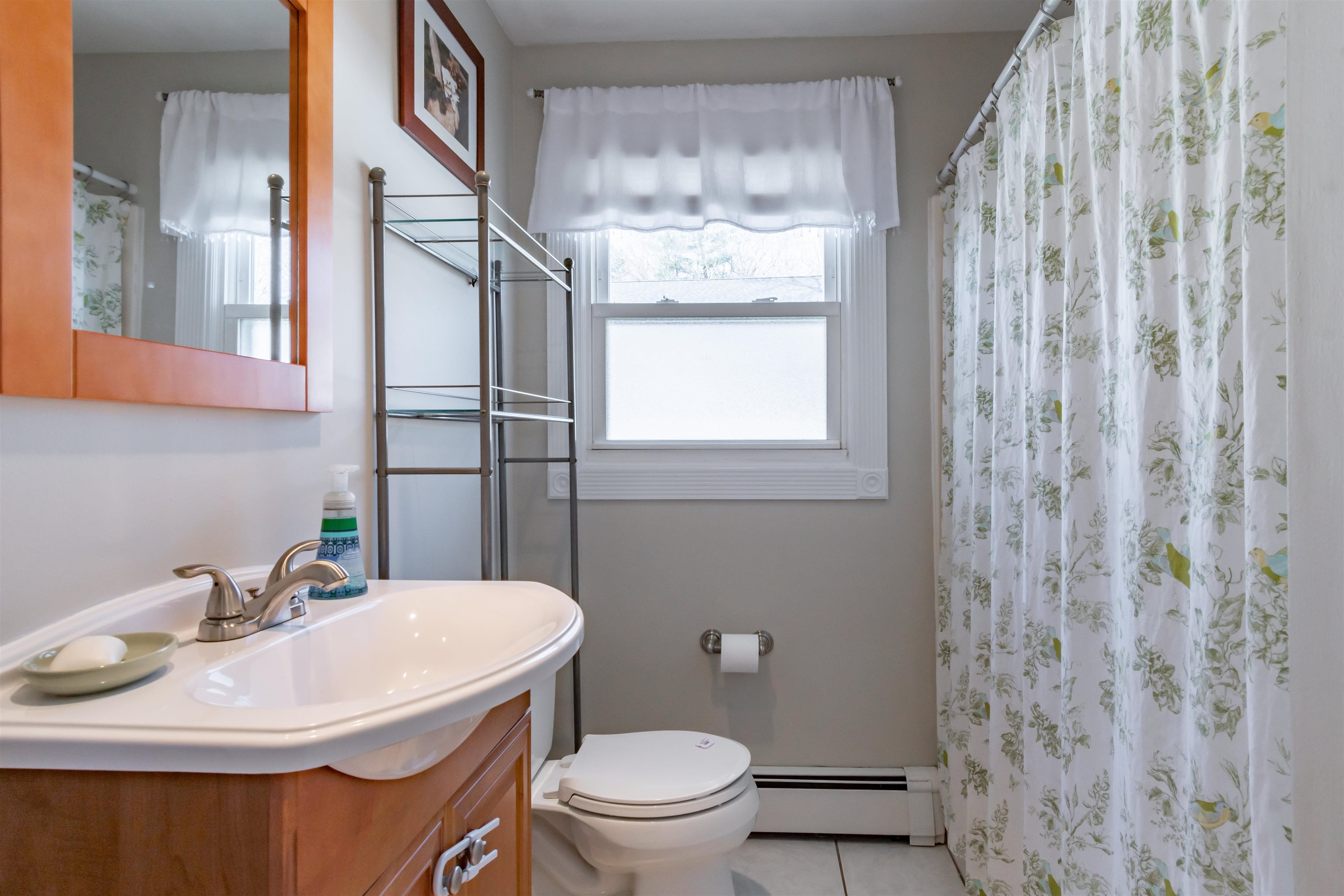 40 Wethersfield Road Nashua, NH 03062 - Photo 15 of 34