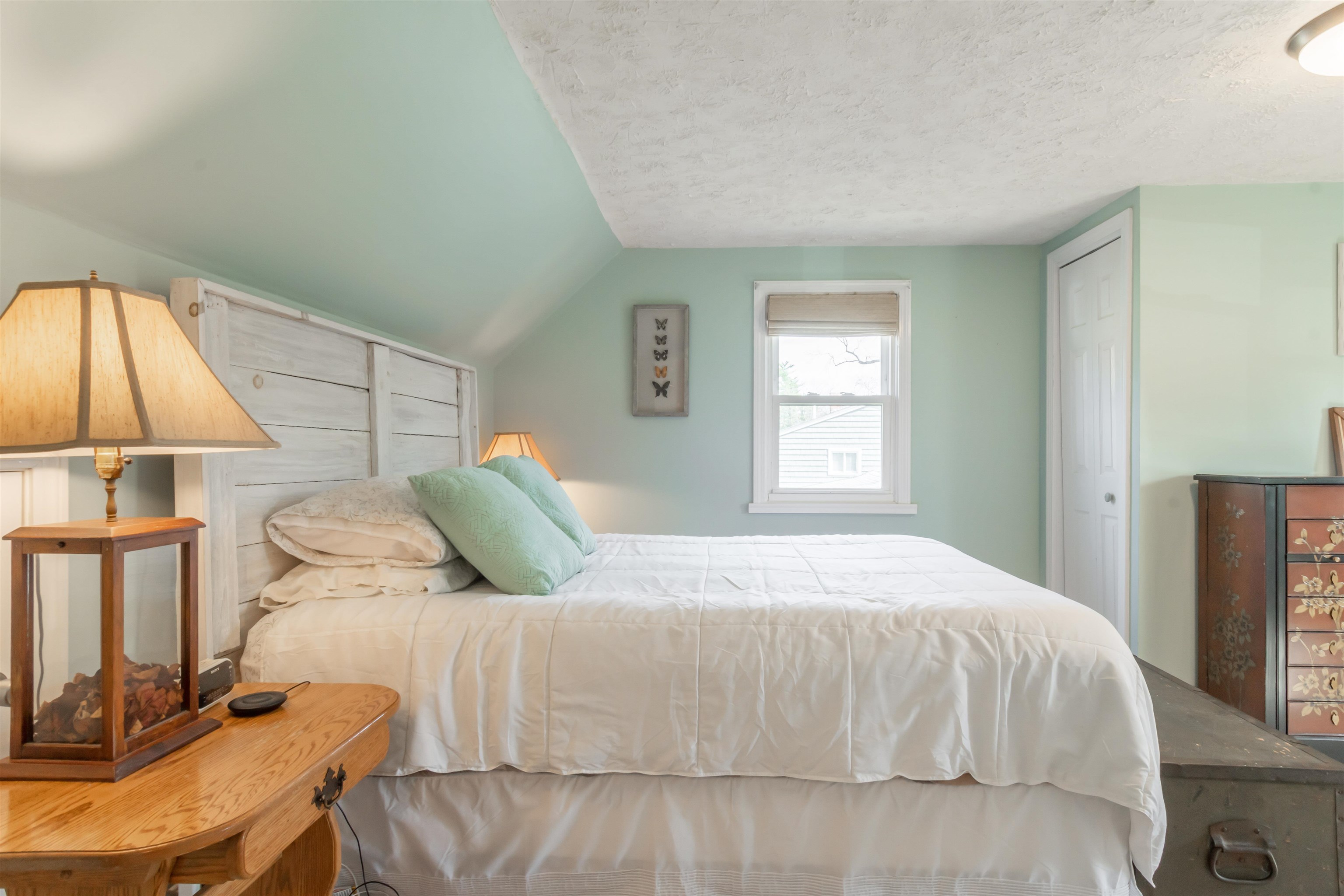 40 Wethersfield Road Nashua, NH 03062 - Photo 19 of 34