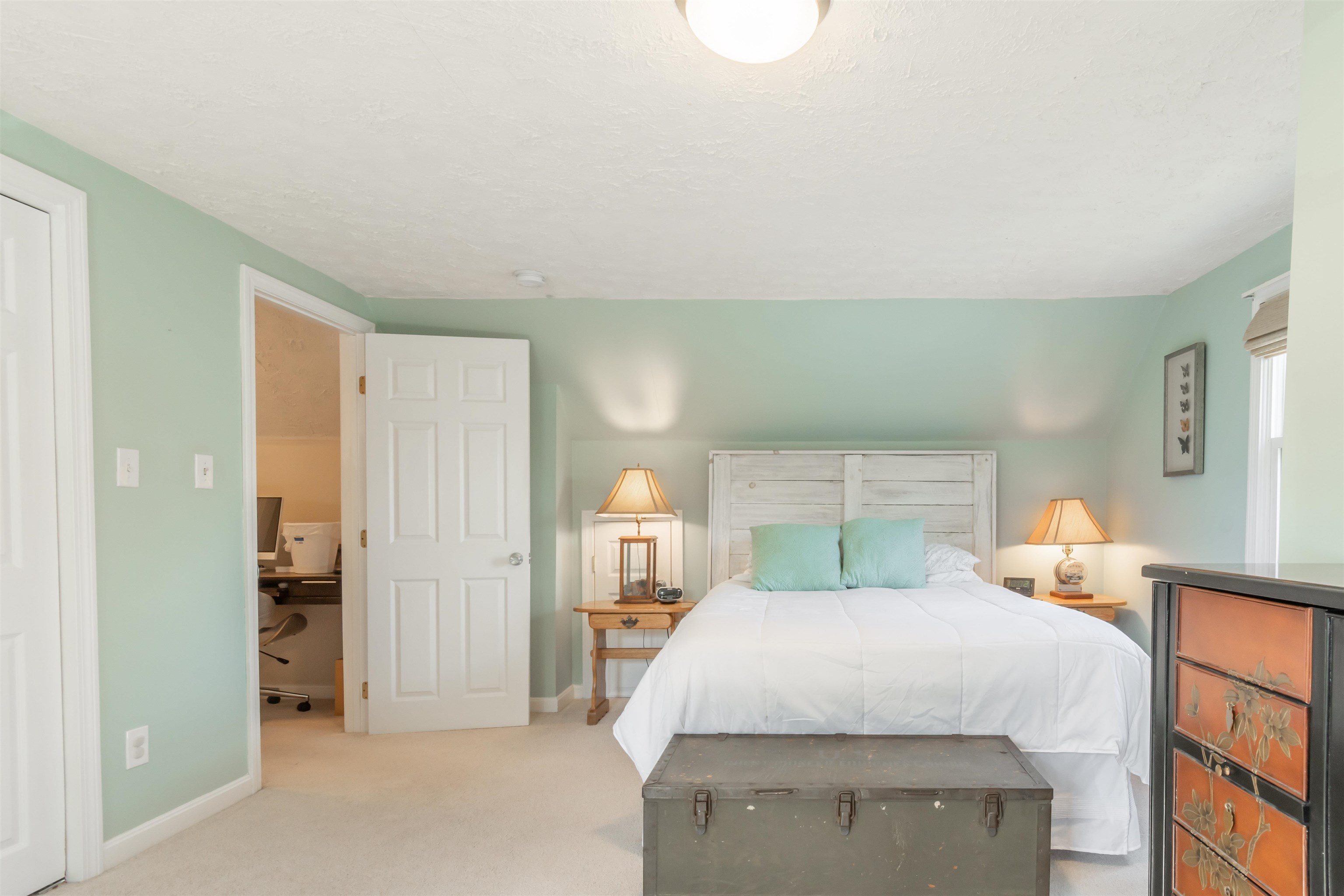 40 Wethersfield Road Nashua, NH 03062 - Photo 21 of 34