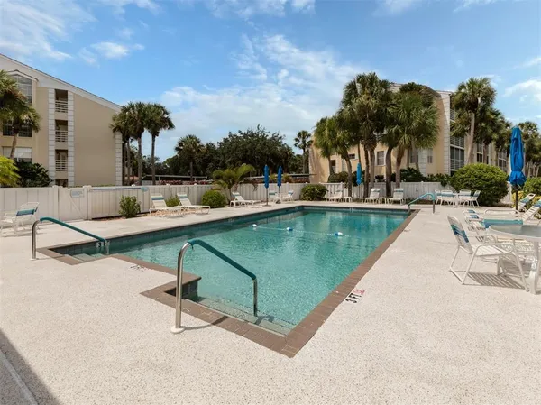 $215,000 | 818 Wexford Boulevard, Unit 818, Venice, FL 34293