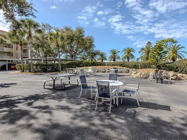 $215,000 | 818 Wexford Boulevard, Unit 818, Venice, FL 34293