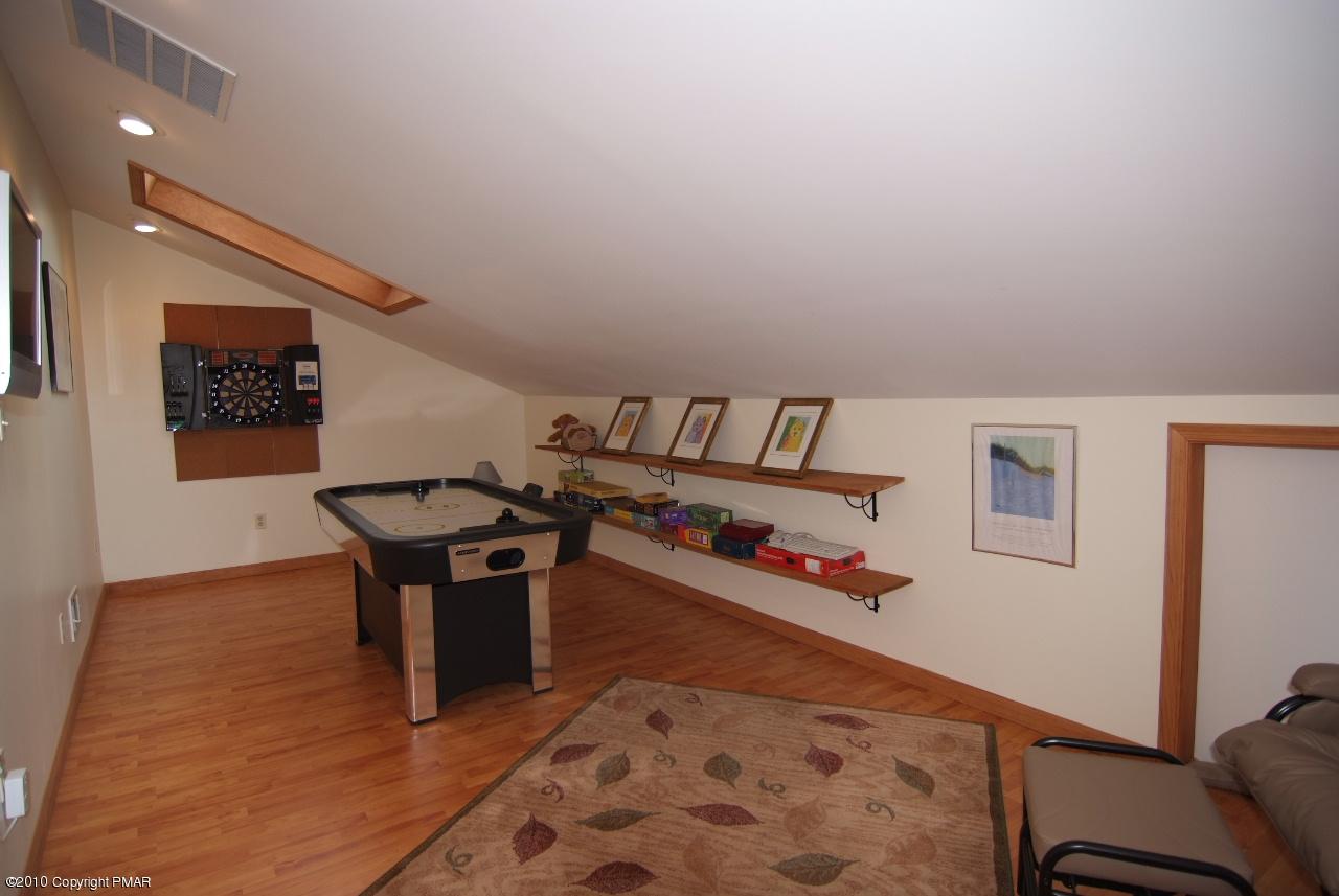 3111 Beaver Dam Road Long Pond, PA 18334 - Photo 31 of 43 4th Bedroom, Hobby, Recreation, Office..