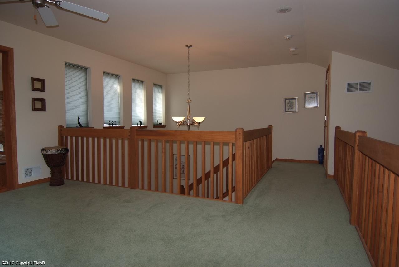 3111 Beaver Dam Road Long Pond, PA 18334 - Photo 33 of 43 Loft