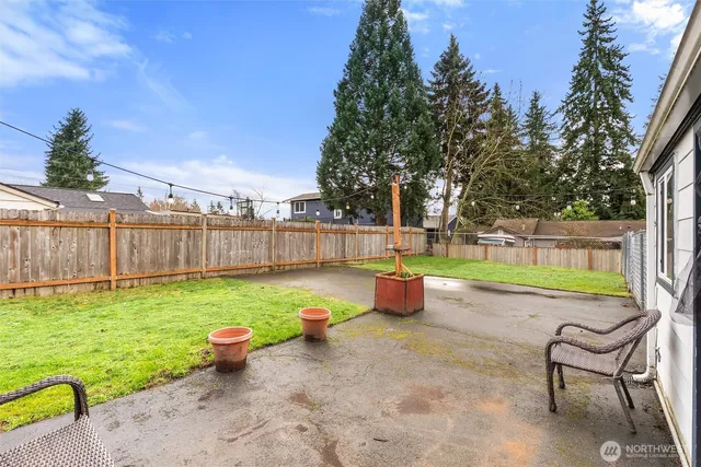 $705,000 | 23107 51st Avenue West, Mountlake Terrace, WA 98043