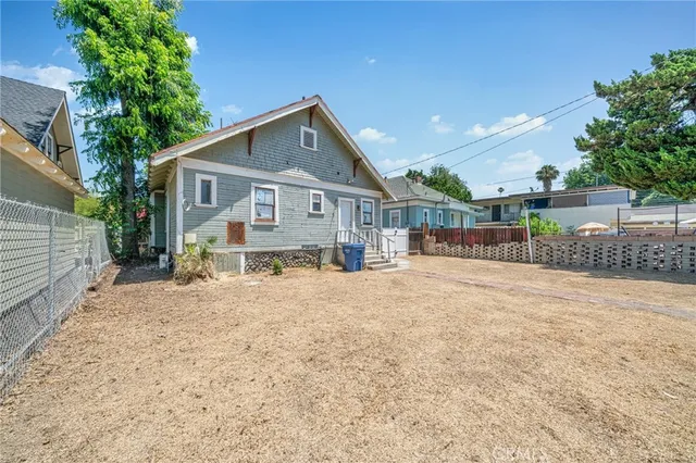 a view of a house with a outdoor space