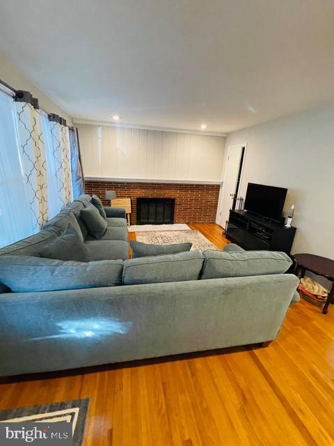 8403 Legation Road New Carrollton, MD 20784 - Photo 16 of 48 LIVING ROOM 3