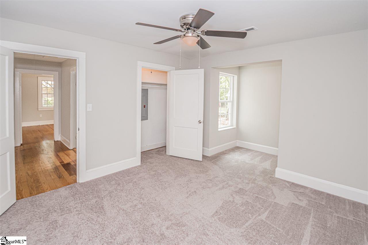 617 North Maple Street Simpsonville, SC 29681 - Photo 19 of 26 Gallery Image 19