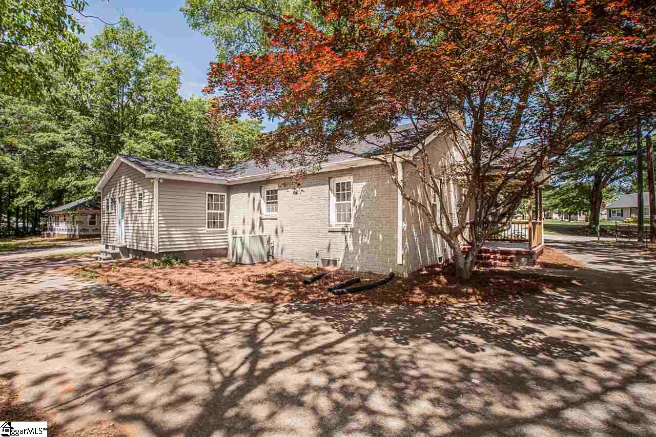 617 North Maple Street Simpsonville, SC 29681 - Photo 22 of 26 Gallery Image 22