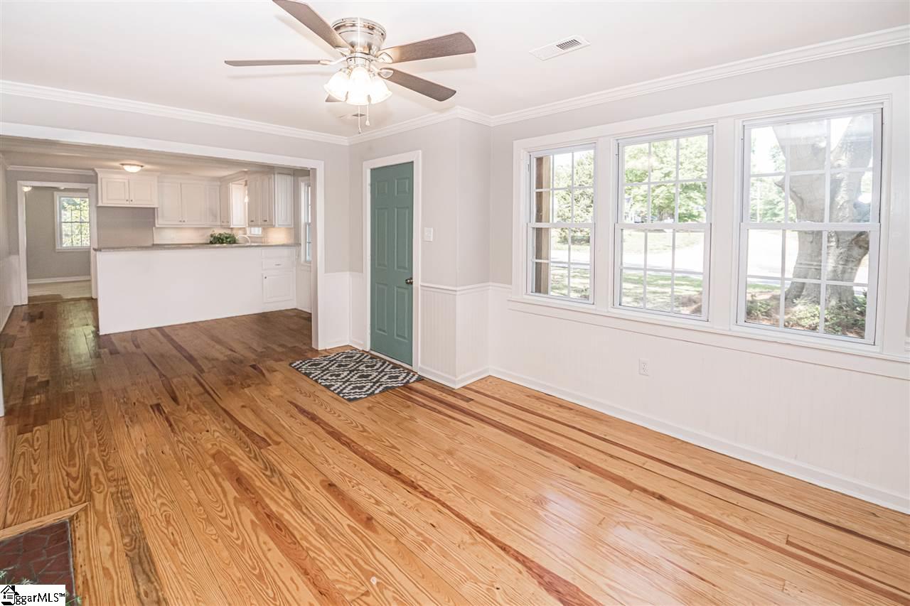 617 North Maple Street Simpsonville, SC 29681 - Photo 5 of 26 Gallery Image 5