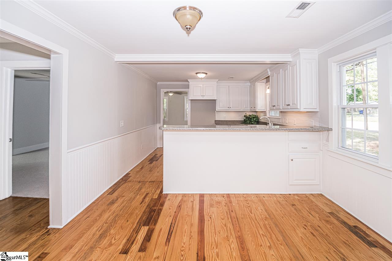 617 North Maple Street Simpsonville, SC 29681 - Photo 7 of 26 Gallery Image 7
