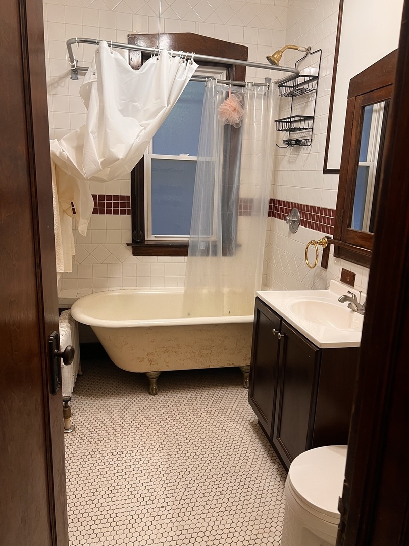 5517 South University Avenue, Unit 1 Chicago, IL 60637 - Photo 12 of 16