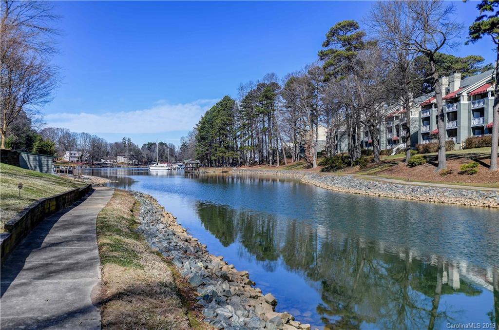 19819 Henderson Road, Unit H Cornelius, NC 28031 - Photo 33 of 36