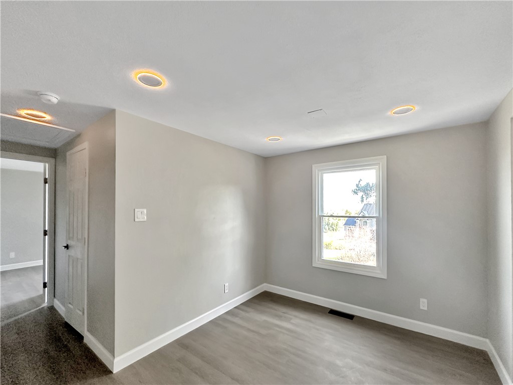 3655 Middle Cheshire Road Canandaigua Town, NY 14424 - Photo 20 of 31