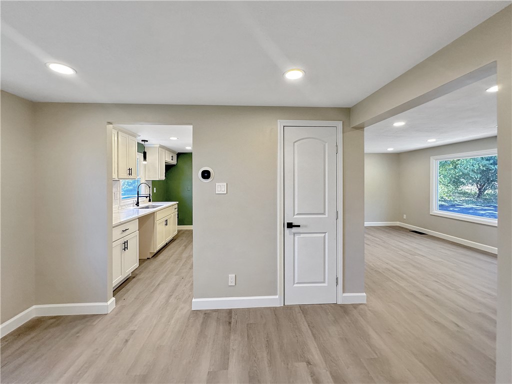 3655 Middle Cheshire Road Canandaigua Town, NY 14424 - Photo 10 of 31