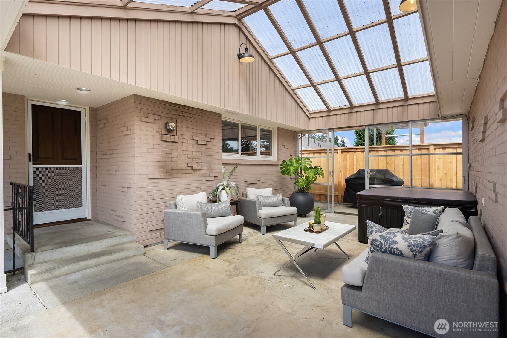 4915 Rucker Avenue Everett, WA 98203 - Photo 28 of 36