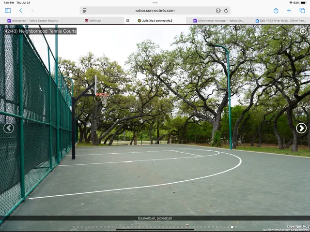 a view of a tennis court