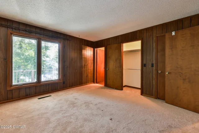 $1,075,000 | 300 Swan Bay Drive, Buchanan, TN 38222