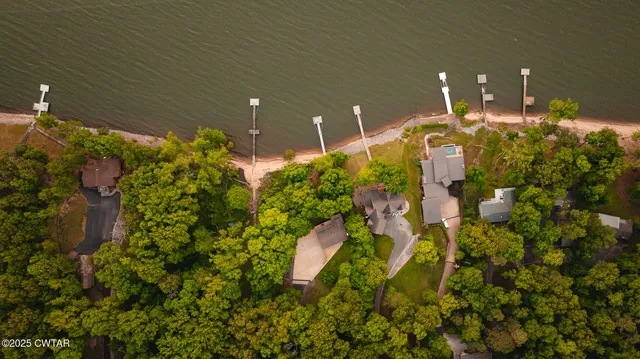 $1,075,000 | 300 Swan Bay Drive, Buchanan, TN 38222