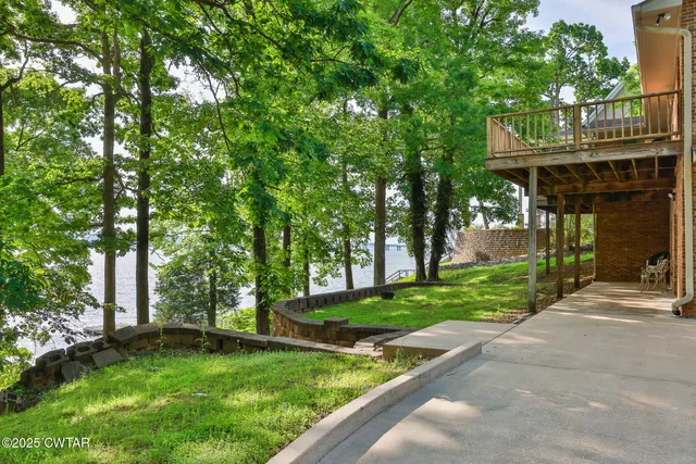 $1,075,000 | 300 Swan Bay Drive, Buchanan, TN 38222
