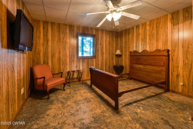 $1,075,000 | 300 Swan Bay Drive, Buchanan, TN 38222