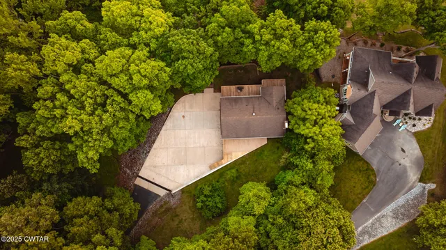 $1,075,000 | 300 Swan Bay Drive, Buchanan, TN 38222