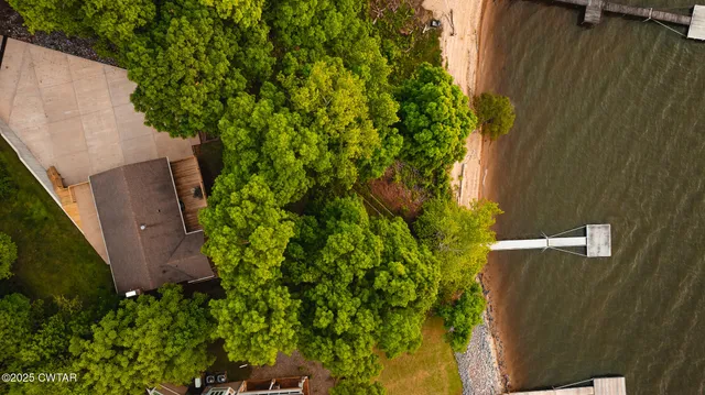 $1,075,000 | 300 Swan Bay Drive, Buchanan, TN 38222