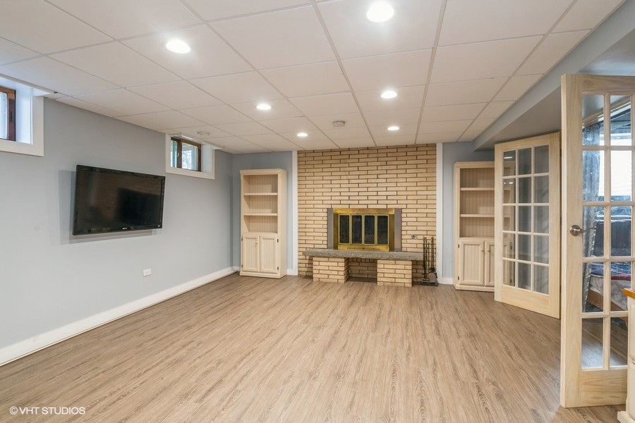 210 Brookhill Road Libertyville, IL 60048 - Photo 11 of 38