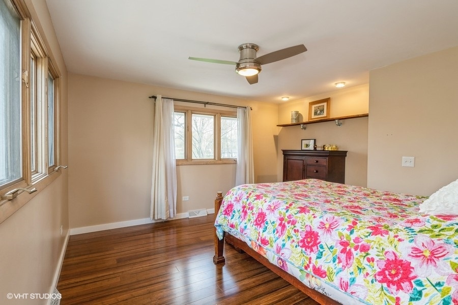 210 Brookhill Road Libertyville, IL 60048 - Photo 15 of 38