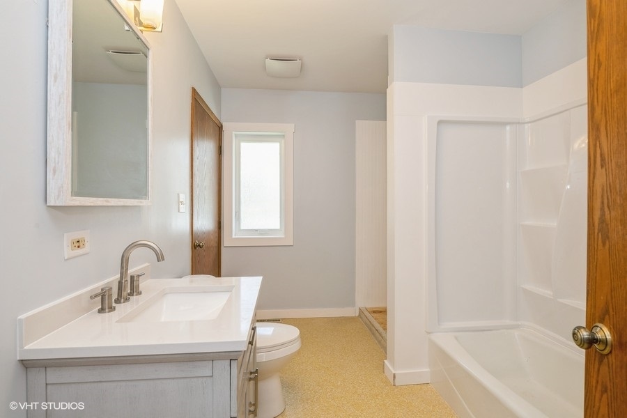 210 Brookhill Road Libertyville, IL 60048 - Photo 28 of 38
